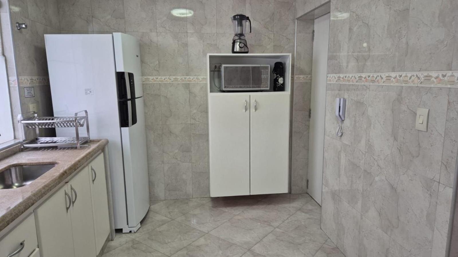 Condominio Baia Blanca Гуаружа Екстериор снимка