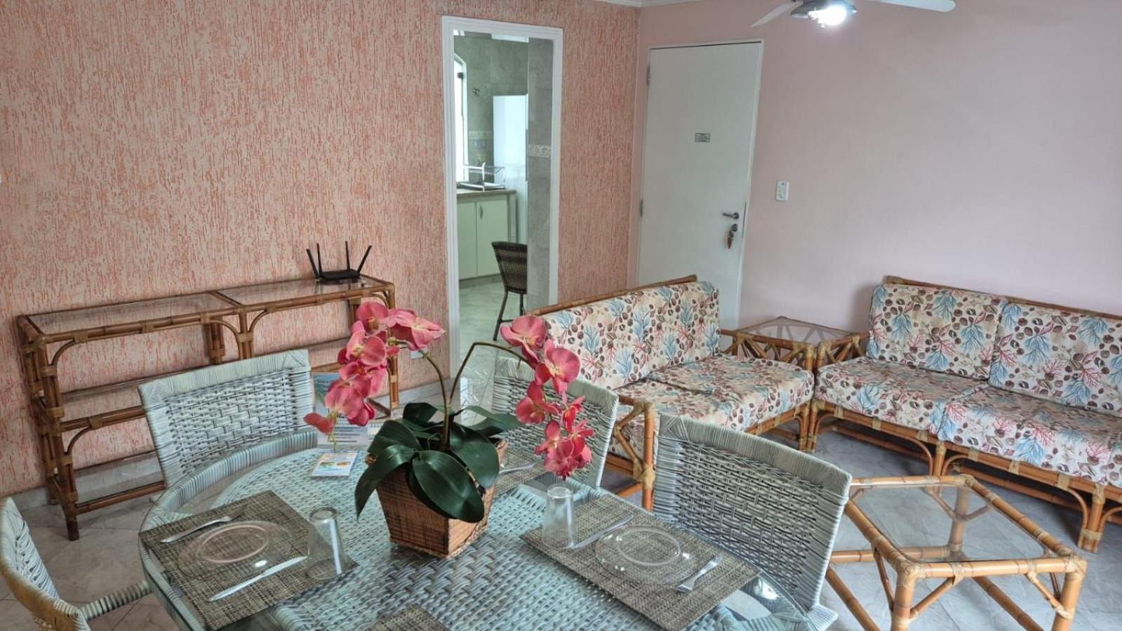 Condominio Baia Blanca Гуаружа Екстериор снимка